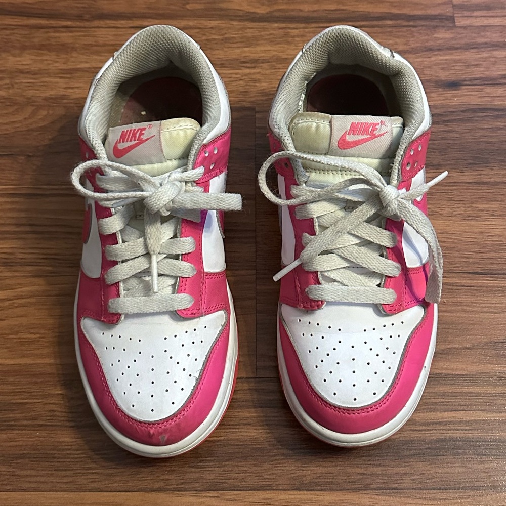 Nike Dunk Low “Laser Fuschia” GS Sneakers, Size: 5Y - Picture 4 of 12